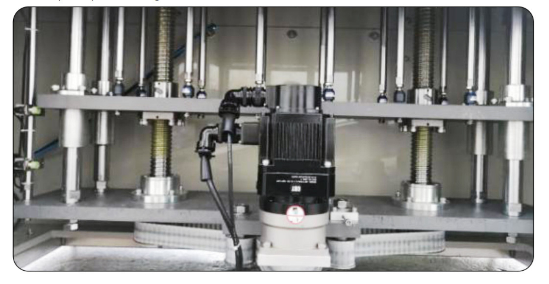 Anti-corrosione PP telaio 12 ugelli Servo pistone automatico di riempimento macchina