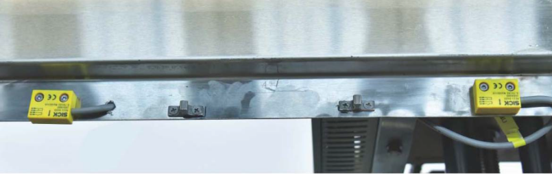 Macchina pallettizzatrice automatica per imballaggio in cartone di prodotti in bottiglia con convertitore di frequenza Schneider e servosistema